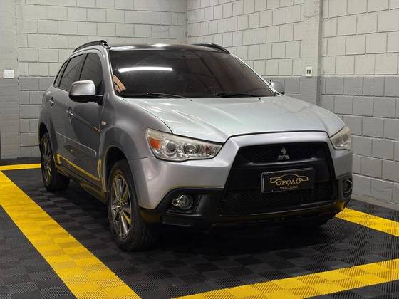MITSUBISHI ASX 2.0 4X2 16V GASOLINA 4P AUTOMÁTICO MITSUBISHI ASX 2.0 4X2 16V GASOLINA 4P AUTOMÁTICO